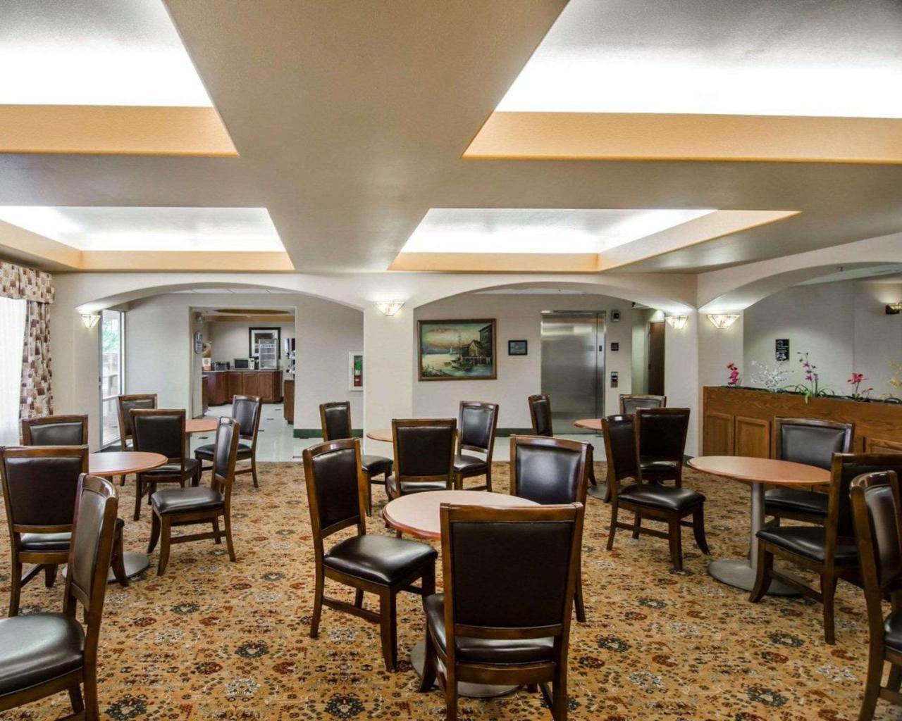 Sleep Inn & Suites Springdale West Экстерьер фото